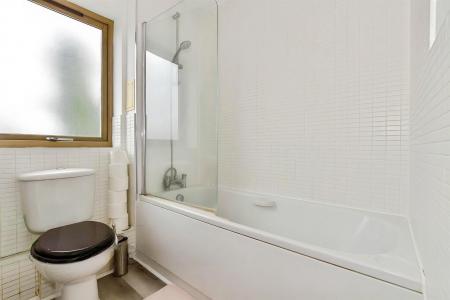 4 bedroom Town house for sale in Delrogue Road, Ifield, Crawley, RH11