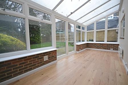 3 bedroom Semi-detached house to let in Furnace Farm Road, Furnace Green, Crawley, RH10
