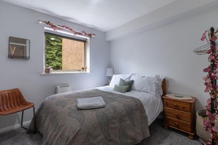 2 bedroom Ground floor maisonette to let in Hyde Heath Court, Pound Hill, Crawley, RH10