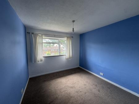 3 bedroom Terraced House to let in Eridge Close, Pound Hill, Crawley, RH10