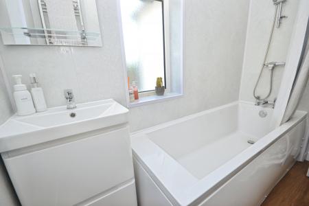 3 bedroom Semi-detached house to let in Bostock Avenue, Horsham, RH12