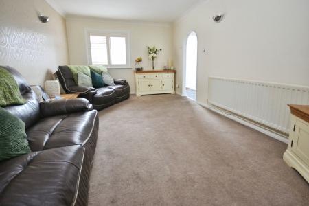 4 bedroom Terraced House for sale in Darleydale, Southgate, Crawley, RH11