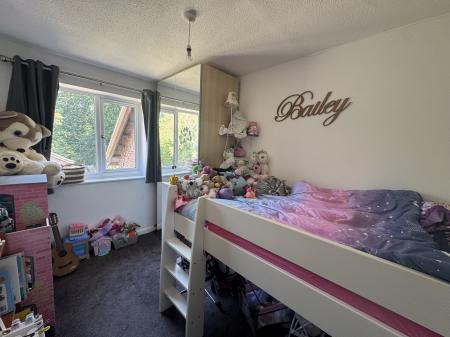 2 bedroom Semi-detached house to let in Acorn Avenue, Cowfold, RH13