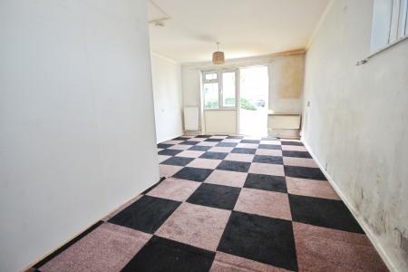 2 bedroom Flat for sale in Caburn Court, Crawley, RH11
