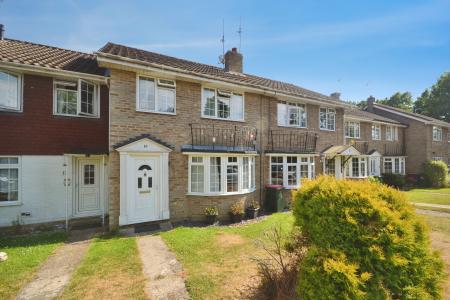 3 bedroom Terraced House to let in Strathmore Road, Ifield, Crawley, RH11