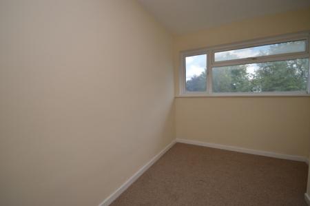 3 bedroom Terraced House to let in Wakehurst Drive, Southgate, Crawley, RH10