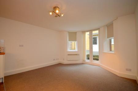 1 bedroom Flat to let in Boltro Road, Haywards Heath, RH16