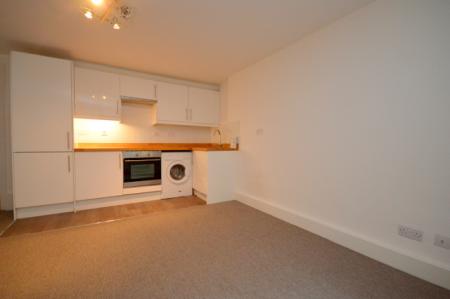 1 bedroom Flat to let in Boltro Road, Haywards Heath, RH16