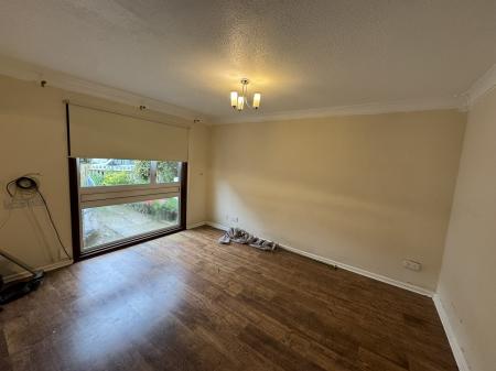 3 bedroom End of terrace house to let in Juxon Close, Bewbush, Crawley, RH11