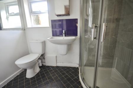2 bedroom End of terrace house for sale in Ifield Road, Charlwood, RH6