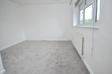 3 bedroom Terraced House to let in Kilnmead, Northgate, Crawley, RH10
