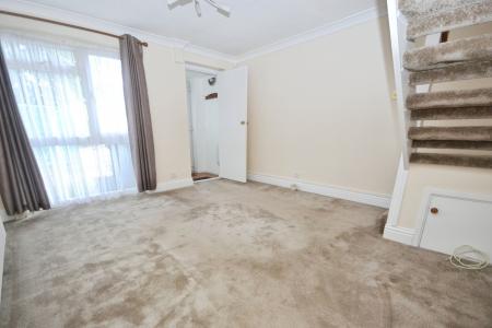 2 bedroom Terraced House for sale in Beechside, Southgate, Crawley, RH10
