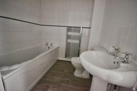 0 bedroom Studio flat to let in Brighton Road, Southgate, Crawley, RH10