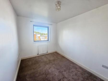 2 bedroom Apartment to let in Commonwealth Drive, Crawley, RH10