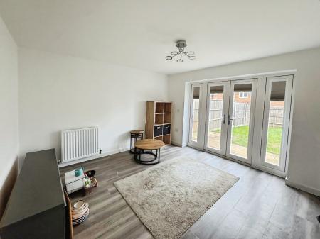 2 bedroom End of terrace house to let in Brighton Link, Faygate, RH12