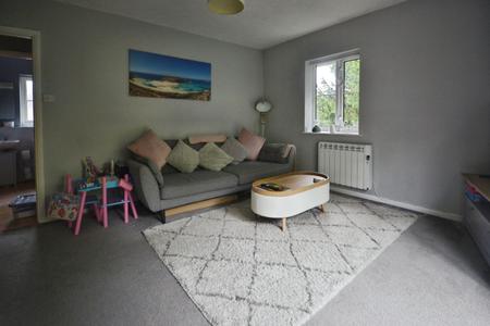 1 bedroom Apartment for sale in Fenchurch Road, Maidenbower, Crawley, RH10