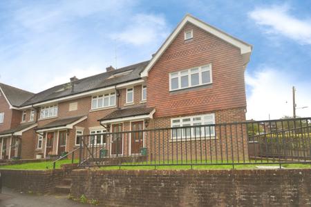 2 bedroom Apartment for sale in Springfield Shaw, London Road, Balcombe, RH17