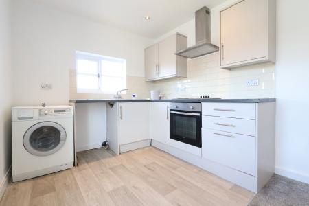 3 bedroom Flat for sale in Roe Farm Lane, Chaddesden, Derby, DE21