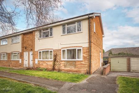 1 bedroom Flat for sale in Stadmoor Court, Chellaston, Derby, DE73