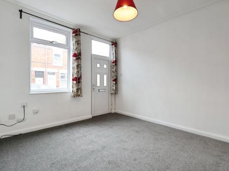 2 bedroom Terraced House to let in Clifford Street, Derby, DE24