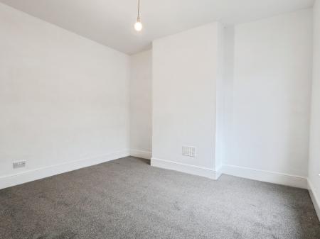 2 bedroom Terraced House to let in Clifford Street, Derby, DE24