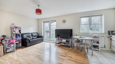 2 bedroom Flat for sale in Parliament Street, City Centre, Derby, DE22