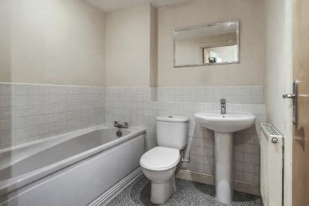 2 bedroom Apartment for sale in Welland Road, Hilton, Derby, DE65
