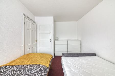 2 bedroom Flat for sale in Finchley Avenue, Mackworth, Derby, DE22