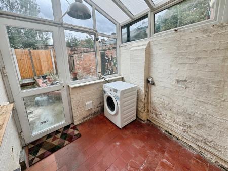 2 bedroom Terraced House for sale in Drewry Lane, City Centre, Derby, DE22