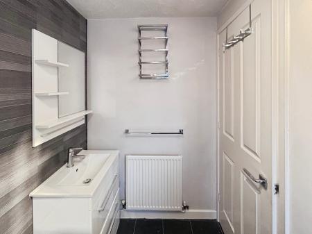 1 bedroom Terraced House to let in Seagrave Close, Oakwood, Derby, DE21