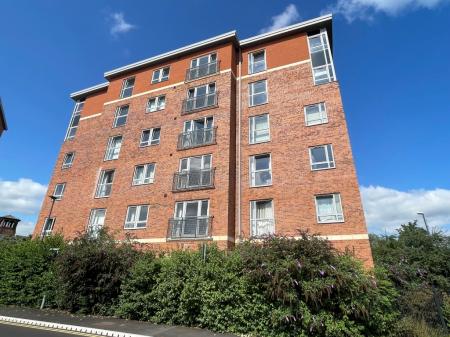 2 bedroom Flat to let in 7 Stuart Street, City Centre, Derby, DE1