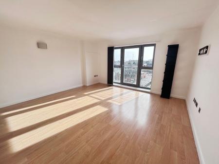 2 bedroom Flat to let in 7 Stuart Street, City Centre, Derby, DE1