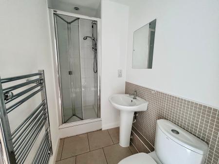 2 bedroom Flat to let in 7 Stuart Street, City Centre, Derby, DE1