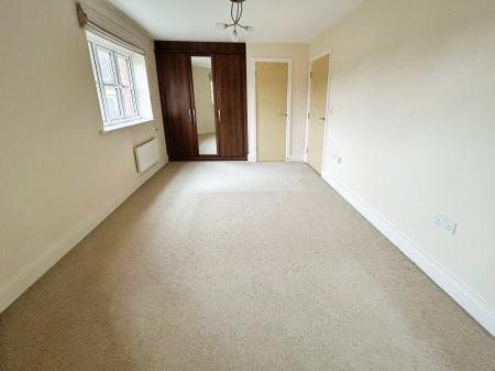 2 bedroom Apartment to let in Highfields Park Drive, Derby, DE22