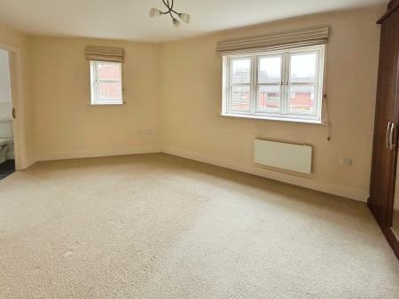 2 bedroom Apartment to let in Highfields Park Drive, Derby, DE22