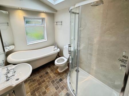 2 bedroom Terraced House to let in Marcus Street, Chester Green, Derby, DE1