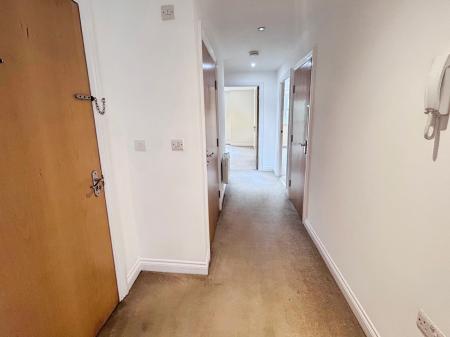 2 bedroom Flat to let in Peckerdale Gardens, Spondon, Derby, DE21