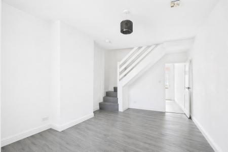 2 bedroom Terraced House to let in Peel Street, City Centre, Derby, DE22