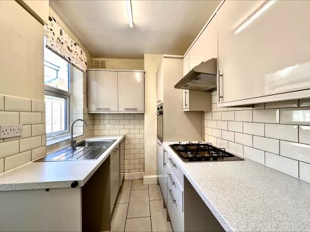 2 bedroom Terraced House to let in Farm Street, Derby, DE22