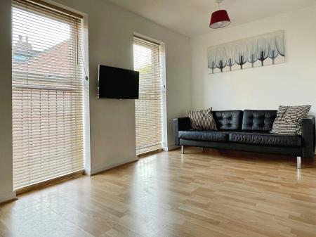 3 bedroom Town house to let in Longford Street, Derby, DE22