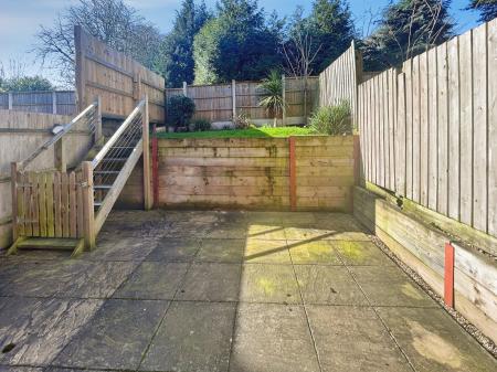 3 bedroom Town house to let in Drum Close, Allestree, Derby, DE22