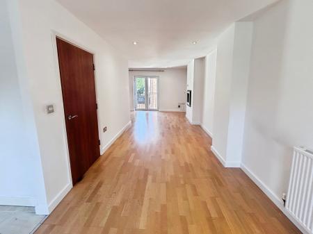 3 bedroom Town house to let in Drum Close, Allestree, Derby, DE22