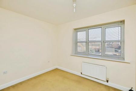 3 bedroom Town house to let in Coral Close, City Point, Derby, DE24