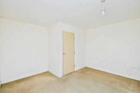 3 bedroom Town house to let in Coral Close, City Point, Derby, DE24