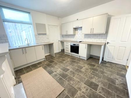 3 bedroom Terraced House to let in Nelson Street, Heanor, Derby, DE75