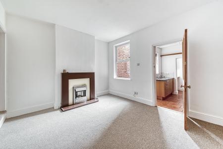 2 bedroom Terraced House for sale in Crown Street, City Centre, Derby, DE22