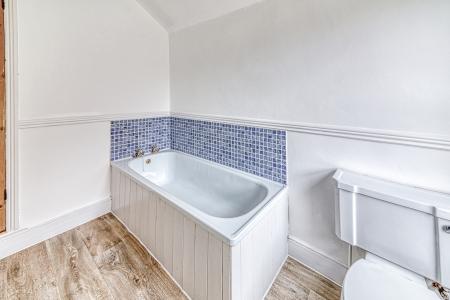 2 bedroom Terraced House for sale in Crown Street, City Centre, Derby, DE22