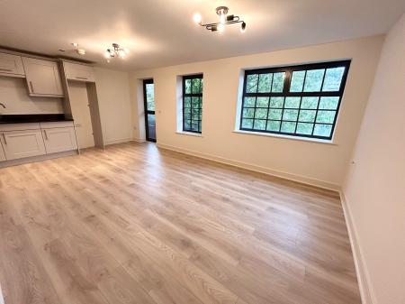 2 bedroom Apartment to let in Brook Street, Derby, DE1