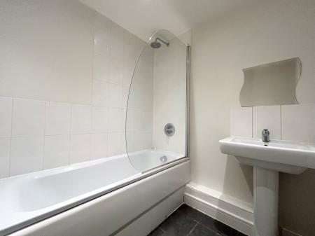 2 bedroom Apartment to let in Brook Street, Derby, DE1