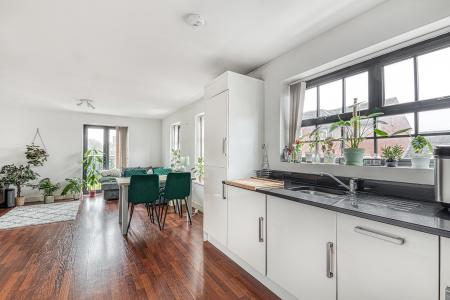 2 bedroom Apartment to let in Brook Street, Derby, DE1